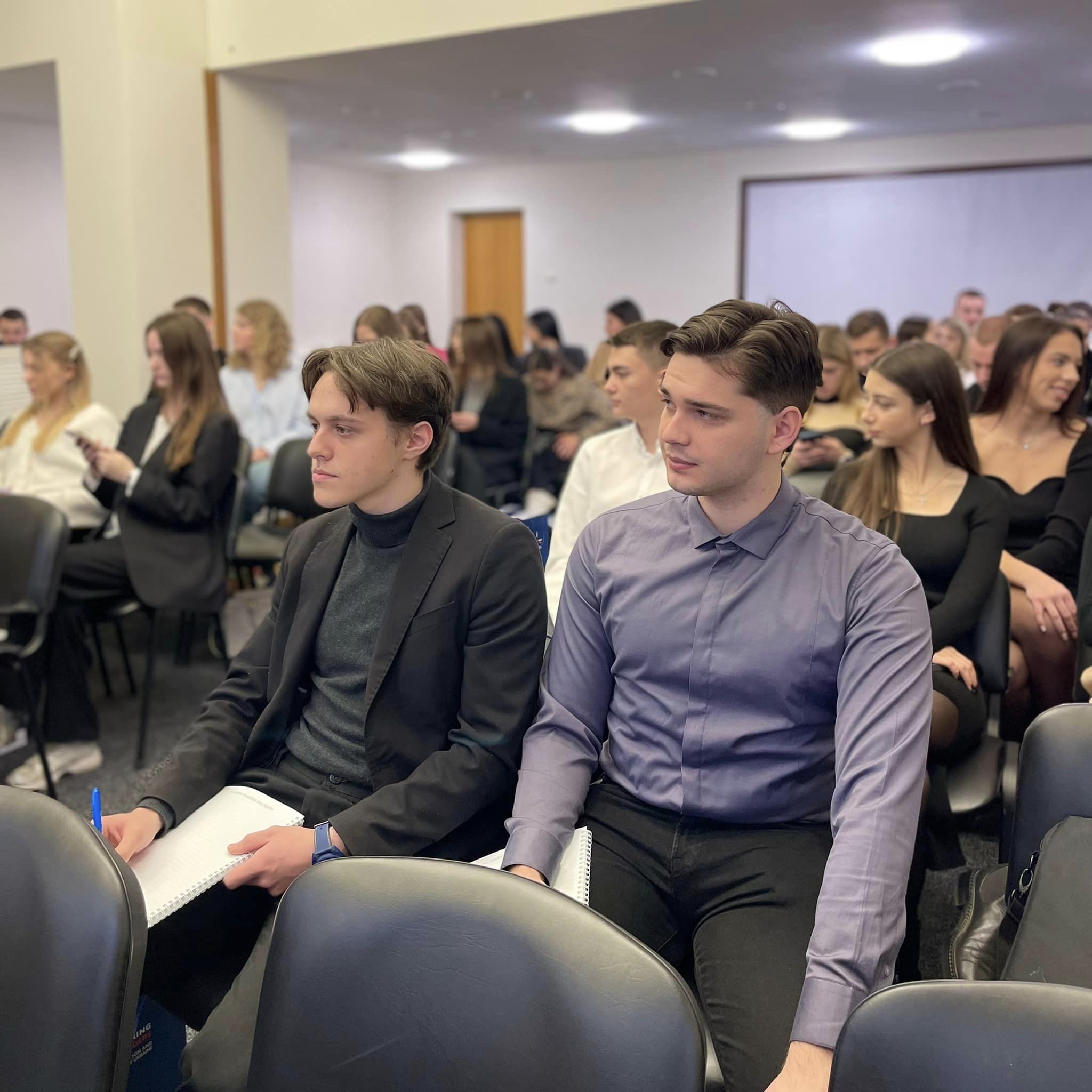 433143588_256140980904533_2820180262260242569_n